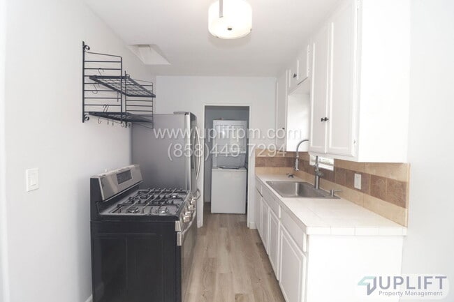 Photo - 3715 35th St