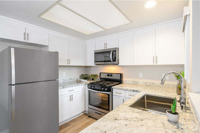 Building Photo - The Galleria Rental