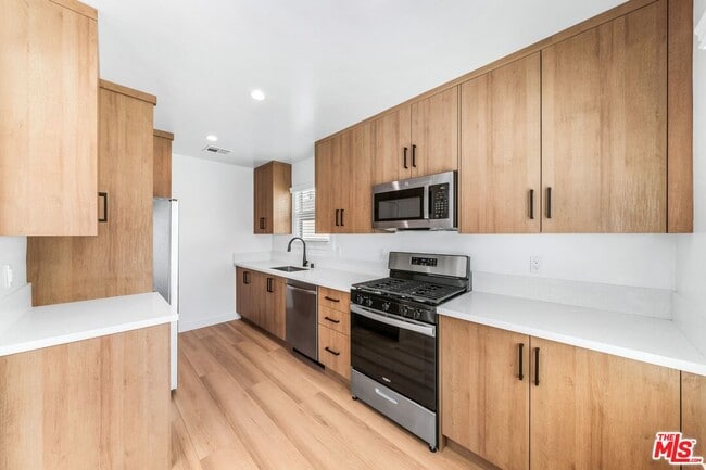 Photo - 1258 Mariposa St Unit B