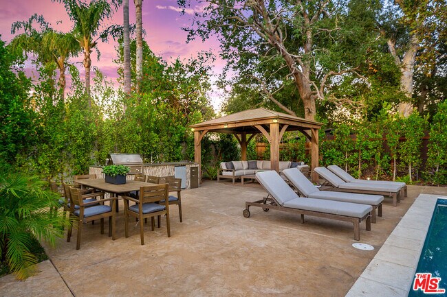 Photo - 5010 Fulton Ave