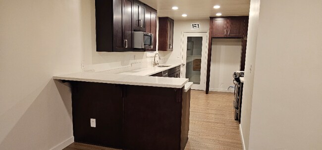 Photo - 6609 Winnetka Ave House