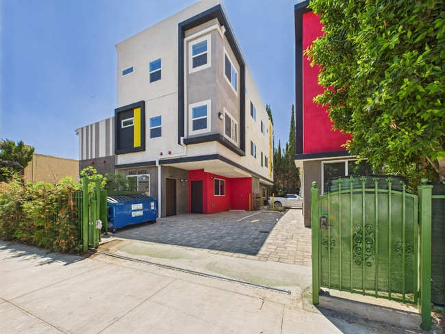 Photo - 8453 Langdon Ave Townhome