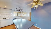 Photo - 208 W Broadbent Dr House