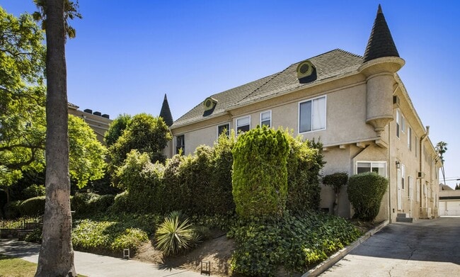 Building Photo - 1147 S Westmoreland Ave Unit 2