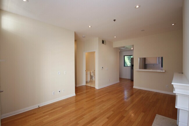 Photo - 111 S Oak Knoll Ave Unit 203