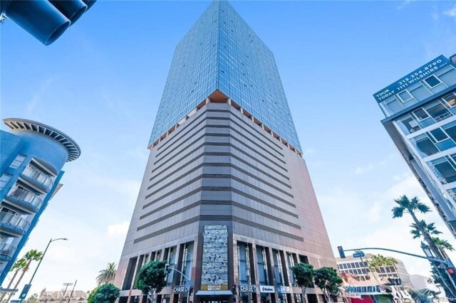 Building Photo - 1100 Wilshire Blvd Unit 2603