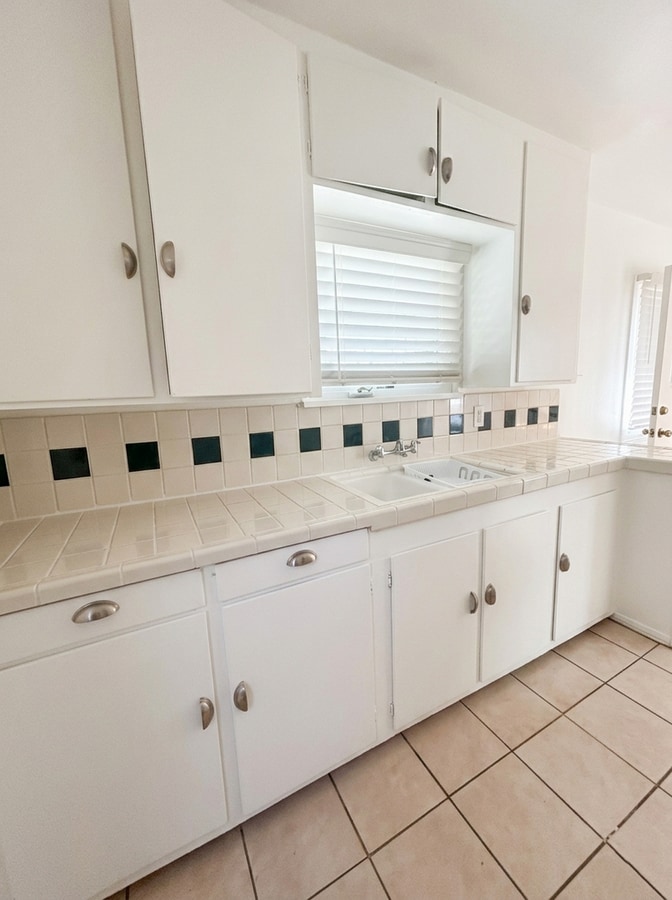 Photo - Valmont, 6857-6901 Unit 6857