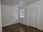 Photo - 487 S Sadler Ave Unit 487 1/2