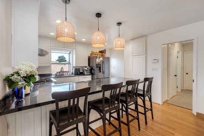 Photo - "Charming Coastal Retreat: 3-Bedroom Sanctuary on Agate Street, San Diego"