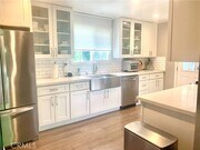 Photo - 20759 Clark St