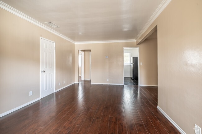 1BR, 1BA - 550SF - Dining Room - 1760 El Cerrito PL.