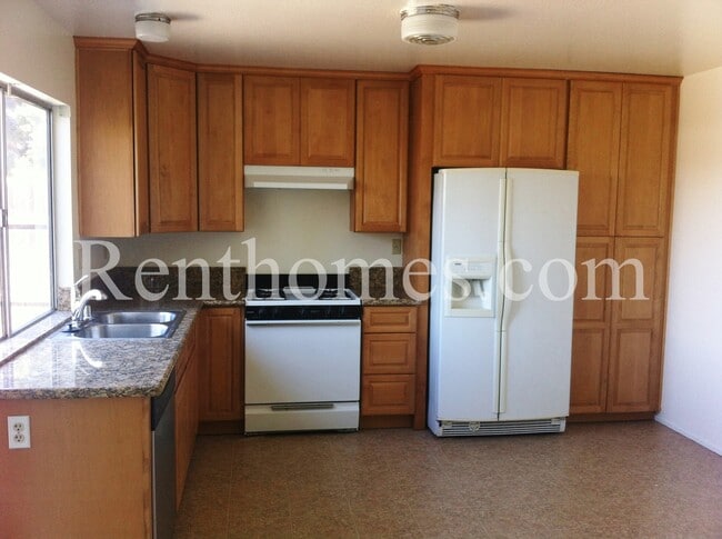 Photo - 10946 Decatur Rd