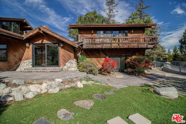 Photo - 11619 Lerdo Ave