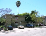 Photo - DL A St Apartments