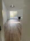 Photo - 450 N Van Ness Ave