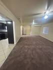 Photo - 715 W 62nd St