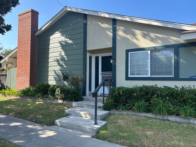 Building Photo - 625 W Main St Rental