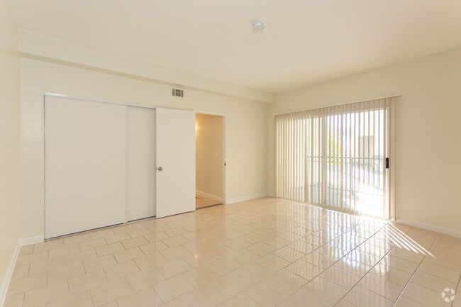 Photo - Pinewood Apartments