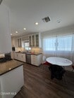 Photo - 23723 Oxnard St