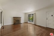 Photo - 1928 N Berendo St
