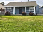 Photo - 1135 S Meeker Ave