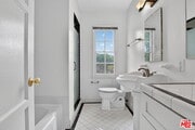Photo - 314 N St Andrews Pl Unit 3