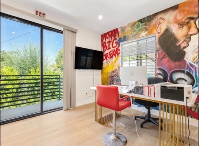 Building Photo - 2743 N Keystone St