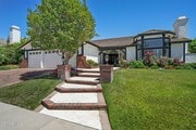 Photo - 1142 Earlham Ct House
