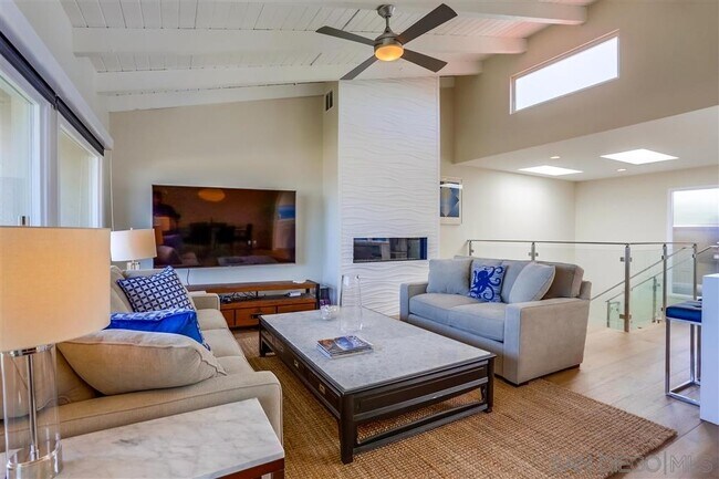 Photo - 429 S Sierra Ave Unit 331