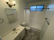 Photo - 6000 Franklin Ave