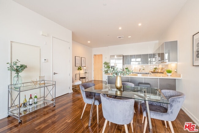 Photo - 801S S Grand Ave Unit 1412