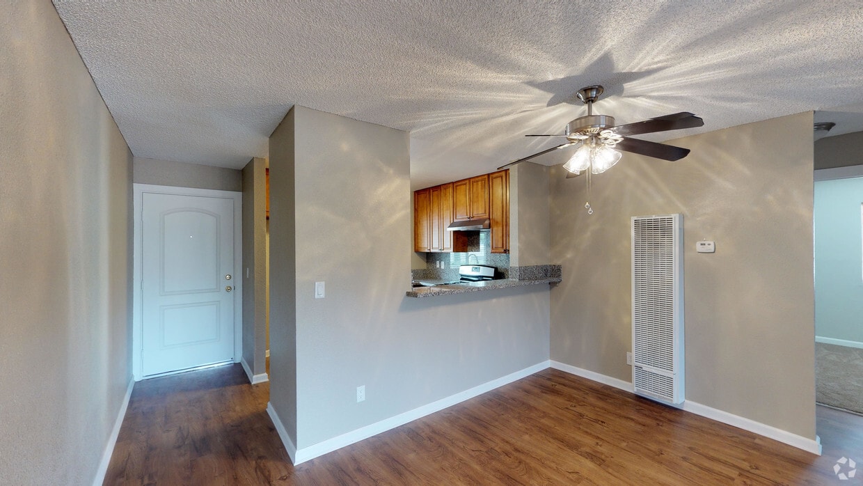 3D Tour - Continental Village