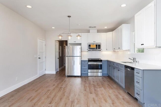 Photo - 3318 Fourth Ave