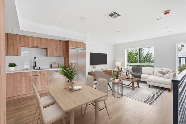 Photo - 1656 Rockwood St Unit #1656 1/2