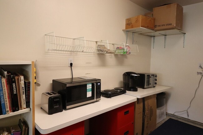 Photo - Great Shared Space For Rent