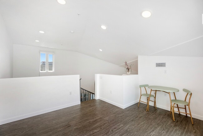 Photo - Fusion Hollywood