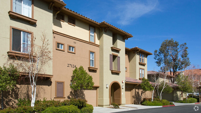 Building - The Oaks Rental