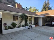 Photo - 1481 Benedict Canyon Dr House