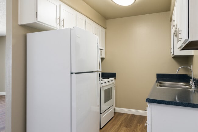 Photo - Casa Grande Apartments