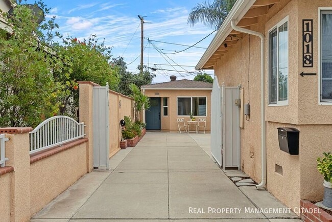 Photo - 1018 W Maple Ave