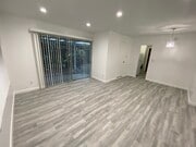 Photo - 1329 S Saltair Ave Apartments Unit 3