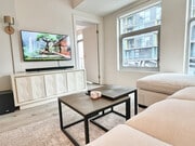 Photo - 425 W Beech St Apartment Unit ID1288264P