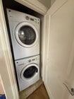 washer dyer in unit - 335 N Fenimore Ave