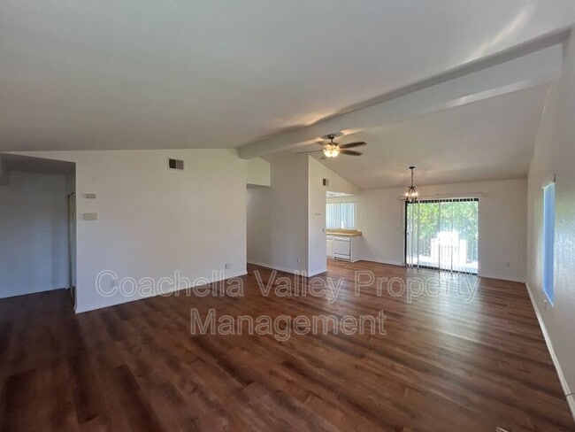 Photo - 40641 Schafer Pl