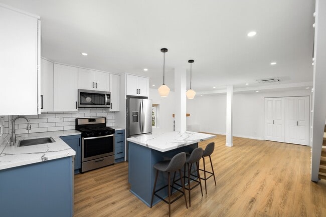 Photo - 3852 W 157th St Unit Back