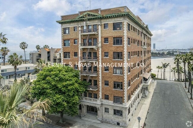 Building Photo - 1030 E Ocean Blvd Unit #206