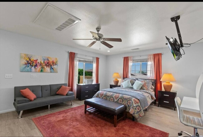 Photo - 26696 Avenida Quintana Unit B