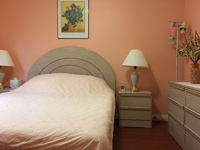 2 extra bedroom - 14575 Baylor Ave