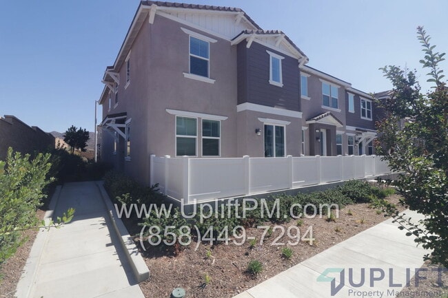 Building Photo - 36351 Elizabeth Ln