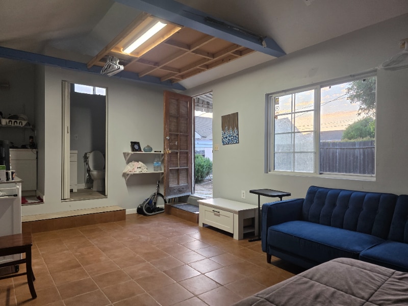 Photo - 1748 Wellesley Ave Apartment Unit ADU Suite 2